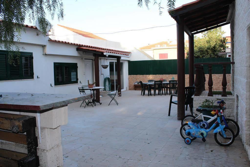 Hostel Casa Lucas Charneca  Kültér fotó